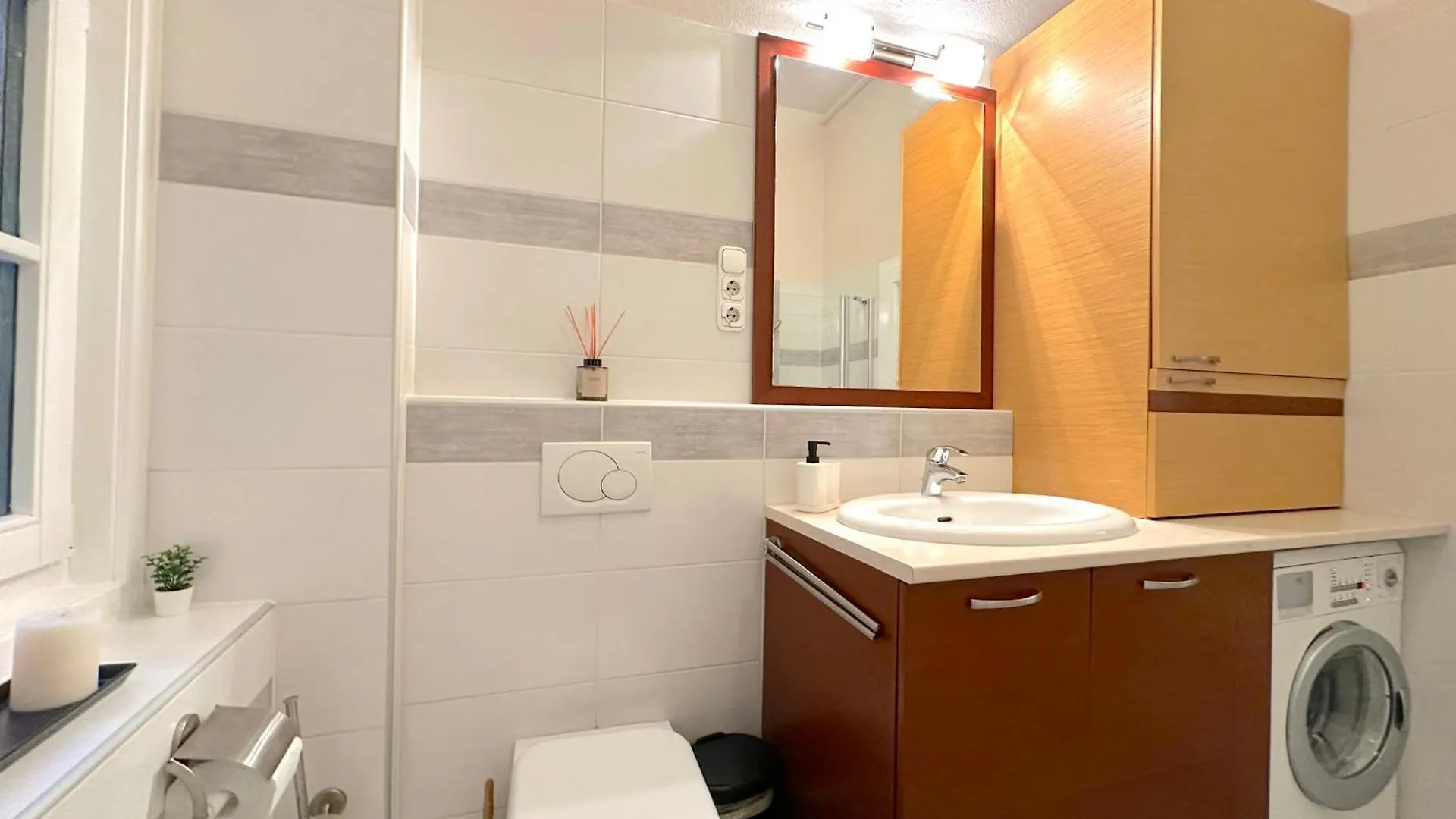 Heart Of The City Cozy Corner With Free Parking & Ac Budapest Apartamento